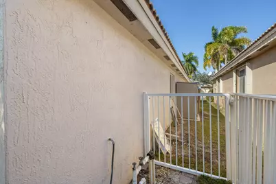 3800 Woodfield Drive, Coconut Creek, FL 33073 - Photo 41
