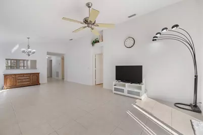 3800 Woodfield Drive, Coconut Creek, FL 33073 - Photo 17