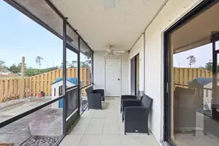 1060 Parkside Green Dr, Greenacres, FL 33415 - Photo 25