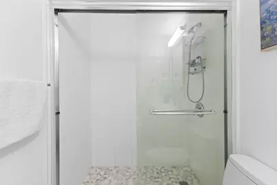 15492 Lakes Of Delray Boulevard #203, Delray Beach, FL 33484 - Photo 17