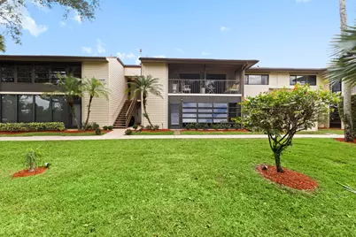 15492 Lakes Of Delray Boulevard #203, Delray Beach, FL 33484 - Photo 5