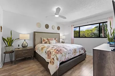 15492 Lakes Of Delray Boulevard #203, Delray Beach, FL 33484 - Photo 13