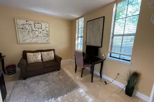 663 Hibiscus St, West Palm Beach, FL 33401 - Photo 7