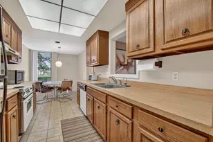 19885 Boca W Dr, Boca Raton, FL 33434 - Photo 15