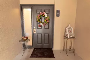 5390 Woodland Lakes Dr, Palm Beach Gardens, FL 33418 - Photo 3