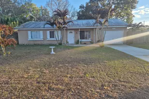 731 24th St SW, Vero Beach, FL 32962 - Photo 1