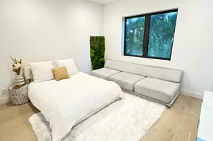 703 NE 5th St, Delray Beach, FL 33483 - Photo 25