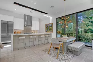 703 NE 5th St, Delray Beach, FL 33483 - Photo 9