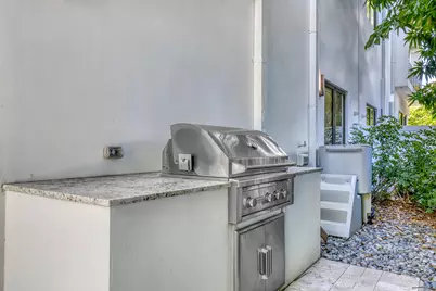 703 NE 5th Street, Delray Beach, FL 33483 - Photo 31