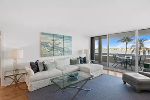 130 Lakeshore Dr, North Palm Beach, FL 33408 - Photo 3