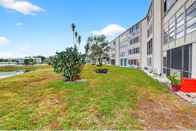 168 Wellington J, West Palm Beach, FL 33417 - Photo 31