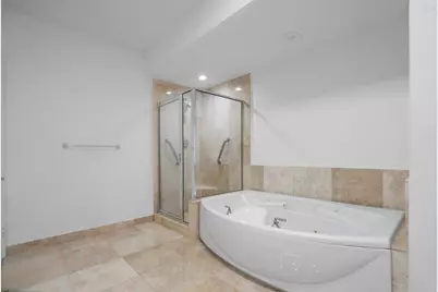 550 SE Mizner Boulevard #B706, Boca Raton, FL 33432 - Photo 15