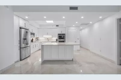 550 SE Mizner Boulevard #B706, Boca Raton, FL 33432 - Photo 9