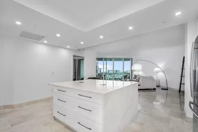 550 SE Mizner Boulevard #B706, Boca Raton, FL 33432 - Photo 5