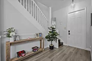 627 Castle Dr, Palm Beach Gardens, FL 33410 - Photo 7