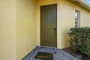 9970 SW Eastbrook Cir, Port Saint Lucie, FL 34987 - Photo 3