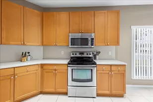 9970 SW Eastbrook Cir, Port Saint Lucie, FL 34987 - Photo 13