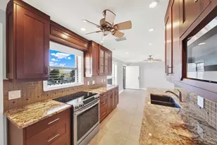 624 SW St Lucie Crescent, Stuart, FL 34994 - Photo 9