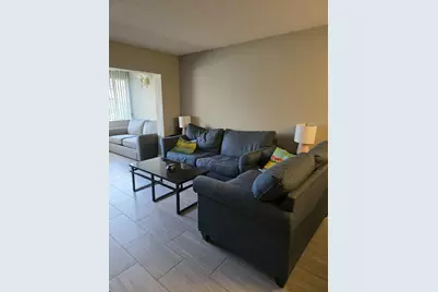 3130 Holiday Springs Boulevard #307, Margate, FL 33063 - Photo 9