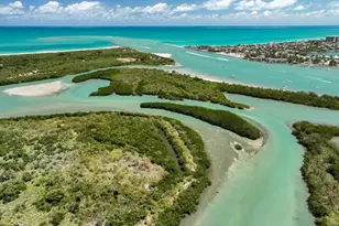 1002 Shorewinds Dr, Hutchinson Island, FL 34949 - Photo 5