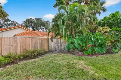 2036 Amesbury Circle, Wellington, FL 33414 - Photo 23