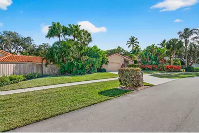 2036 Amesbury Circle, Wellington, FL 33414 - Photo 23
