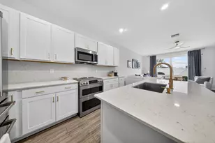 656 SE Lk Fls St, Port Saint Lucie, FL 34984 - Photo 13