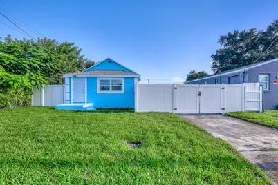 180 W 15th Street, West Palm Beach, FL 33404 - Photo 3