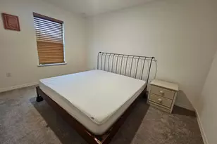 261 Wisteria Ave NW, Palm Bay, FL 32907 - Photo 9