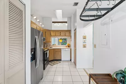 2054 SW Silver Pine Way #123h, Palm City, FL 34990 - Photo 9