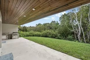 2401 River Branch Dr, Fort Pierce, FL 34981 - Photo 33