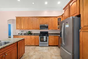 5305 Southwind TR, Fort Pierce, FL 34951 - Photo 13