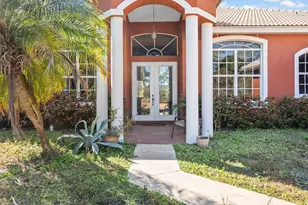 5305 Southwind TR, Fort Pierce, FL 34951 - Photo 5