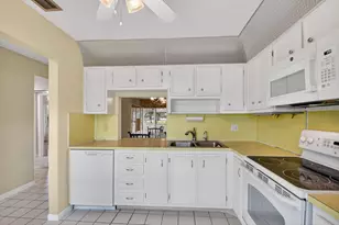 742 Nantucket Cir, Lake Worth, FL 33467 - Photo 15