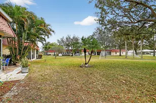 742 Nantucket Cir, Lake Worth, FL 33467 - Photo 49