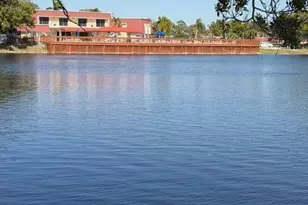 742 Nantucket Cir, Lake Worth, FL 33467 - Photo 5