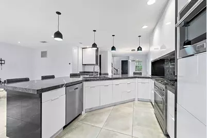 729 Duchess Court, Palm Beach Gardens, FL 33410 - Photo 7