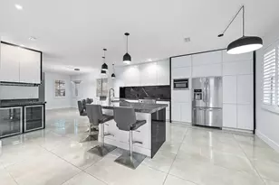 729 Duchess Ct, Palm Beach Gardens, FL 33410 - Photo 5