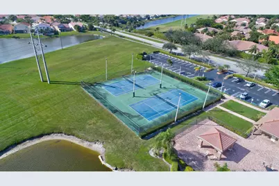 18165 Blue Lake Way, Boca Raton, FL 33498 - Photo 45