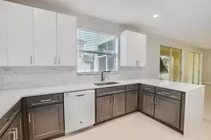 18165 Blue Lake Way, Boca Raton, FL 33498 - Photo 11