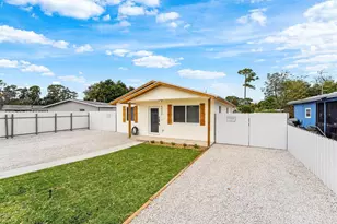 5923 Mango Rd, West Palm Beach, FL 33413 - Photo 7