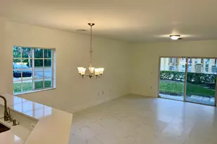 4987 SE Mariner Garden Cir, Stuart, FL 34997 - Photo 9
