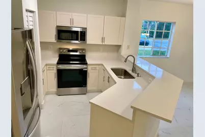 4987 SE Mariner Garden Circle, Stuart, FL 34997 - Photo 5