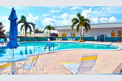 2920 Cynthia Lane #202, Lake Worth Beach, FL 33461 - Photo 3