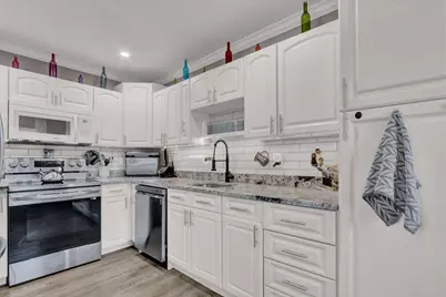 279 Flanders F, Delray Beach, FL 33484 - Photo 1