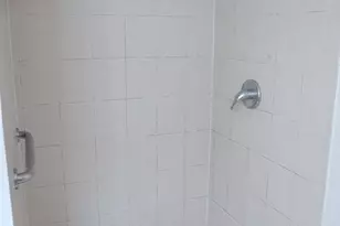 2112 S Cypress Bend Dr, Pompano Beach, FL 33069 - Photo 9