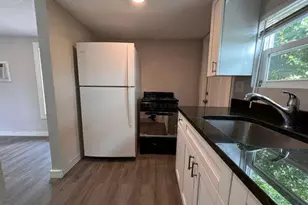 718 W 7th St, Riviera Beach, FL 33404 - Photo 11
