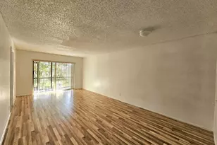 8000 Fairview Dr, Tamarac, FL 33321 - Photo 5