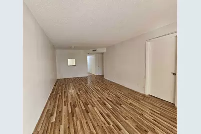 8000 Fairview Drive #101, Tamarac, FL 33321 - Photo 9