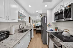 4850 NW 29 Ct, Lauderdale Lakes, FL 33313 - Photo 9